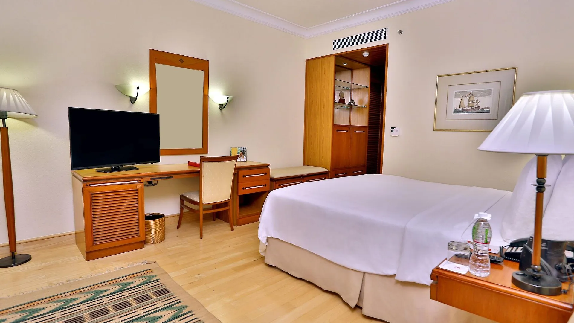 Hotel Trident Cochin Kochi