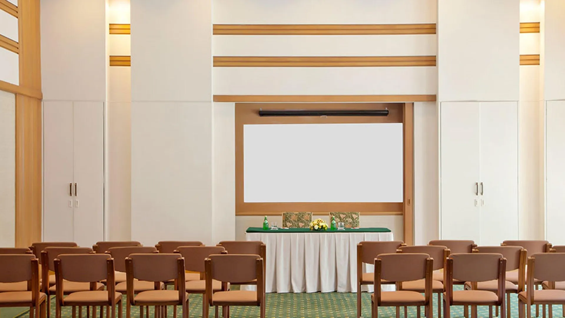 Hotel The Fern-An Ecotel Hotel, Kochi